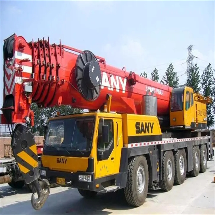 东光县大型吊车出租满足工业和大规模建设需求的体现